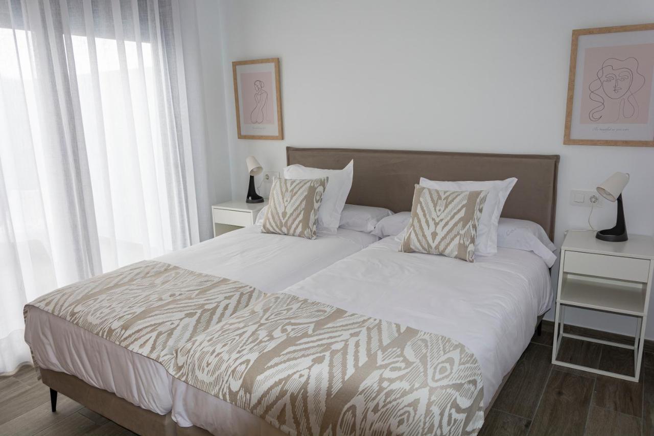 Apartamentos El Mirador De La Janda Беналуп-Касас-Вієхас Екстер'єр фото